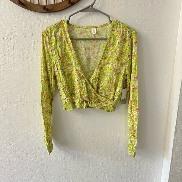 BP Nordstrom Floral Crop Top XS Long Sleeve Green Hannah Kate - Picture 2 of 4